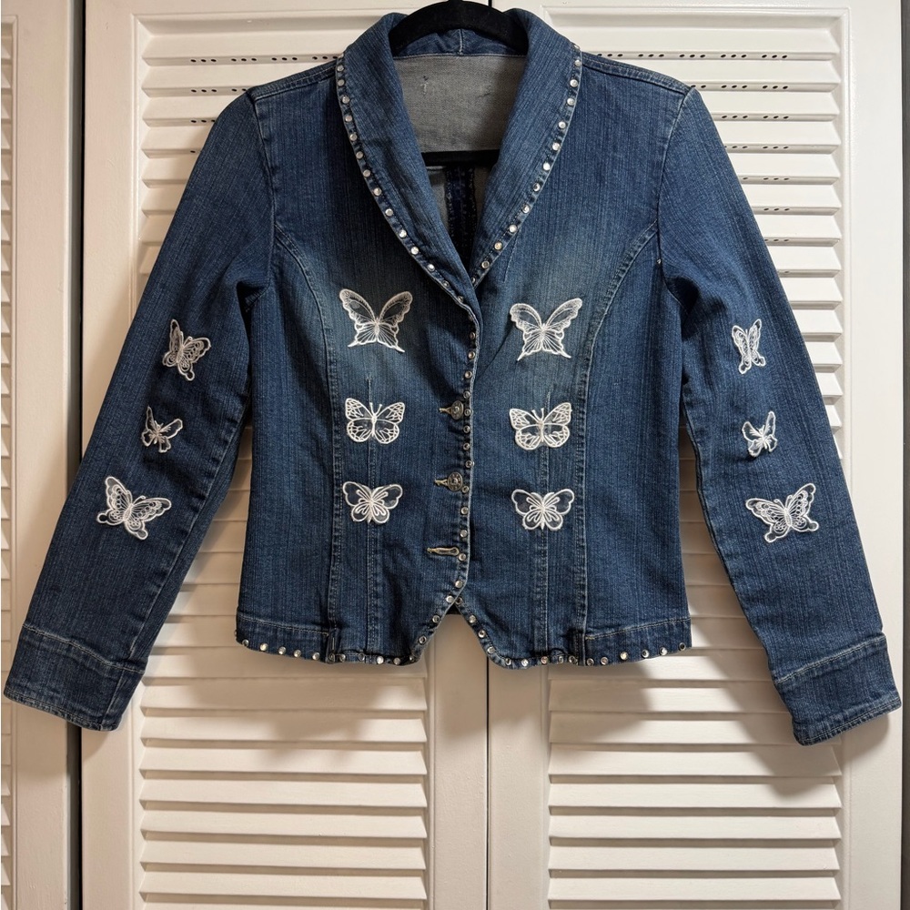 Embellished Butterfly Fitted Jean Jacket